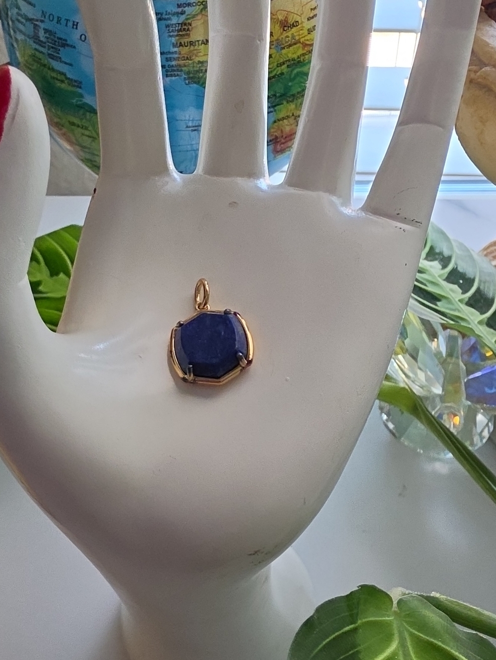 Gold Pendant Necklace with Deep Blue Gemstone